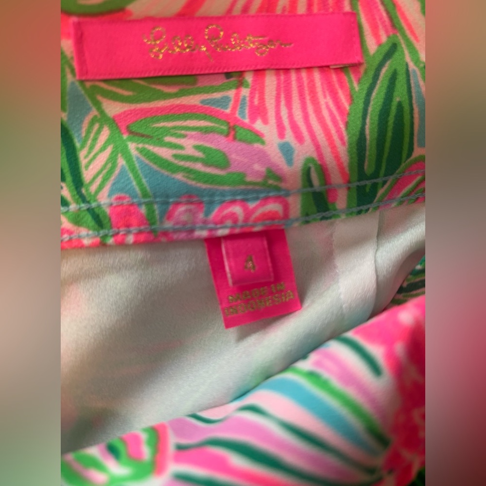 Lilly Pulitzer Jonas skort size 4. Blue Horizon Coming in Hot. great condition - Picture 4 of 4